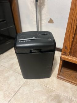 Paper shredder