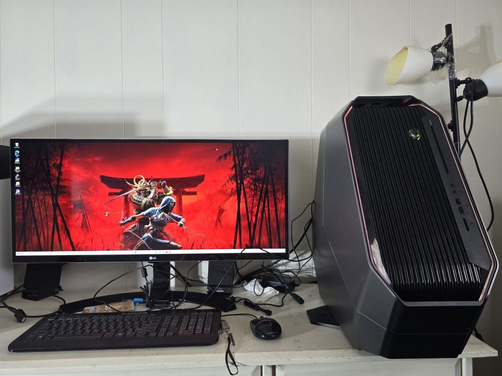 Alienware Area R2 i7 5820K 6cores 3.3hz 16GB RAM New 500GB Crucial SSD+ ...