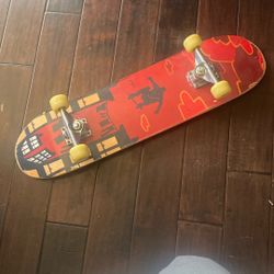 Black red Skateboard 31x8 Inch