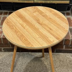 Round Side Table w/ Glass Top