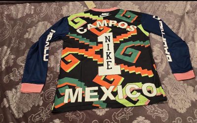 Jorge campos jersey ! Talla large