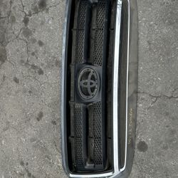 2010-2012 Toyota Tundra Grille 