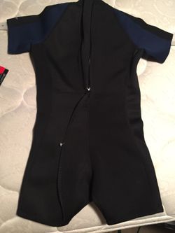 NeoSport women's scuba diving wetsuit Size 8.