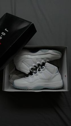 Jordan 11 legend blue size 7y