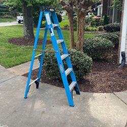 6 Foot Blue Ladder