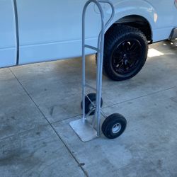 Milwaukee  Heavy Duty Dolly
