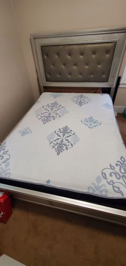 Used Queen Mattress For Sale