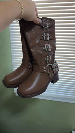 Brown kids boots size 12