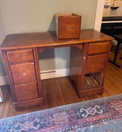Vintage Super cute vanity project piece
