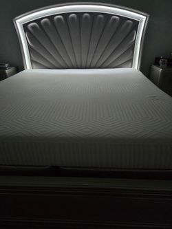 King LED bed + dresser + large mirror + TWO nightstands — no mattress.