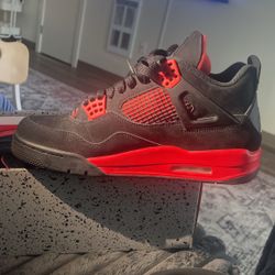 AIR JORDAN 4 RETRO