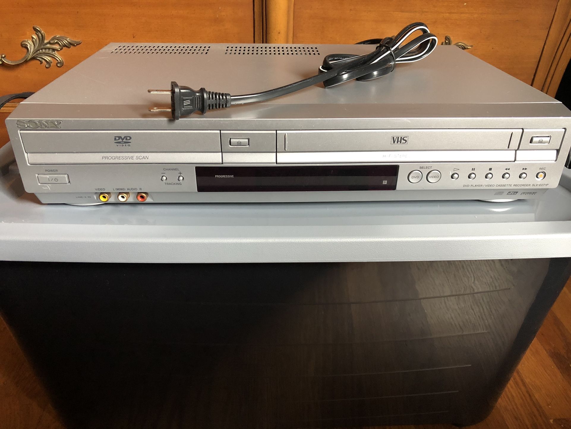 Sony Dvd/Vhs Combo Player
