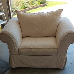 Slipcover Oversized Chair
