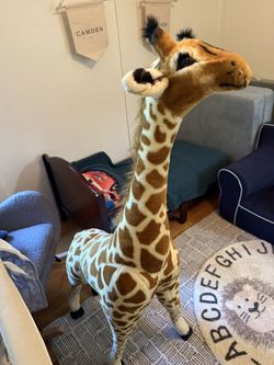 Melissa And Doug Stuffed Giraffe
