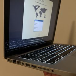 Mac Book Pro 13 Inch for Sale in Vallejo, CA - OfferUp