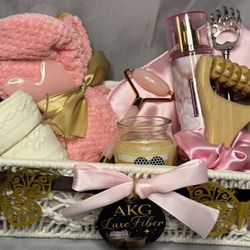 Spa Gift Basket for Women – Self Care Set, Relaxation Kit, Bath & Body Bundle, Pink Pamper Gift