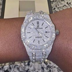  Ap VSS Moissanite Watch