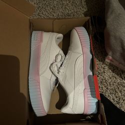 Puma Shoes Size 7