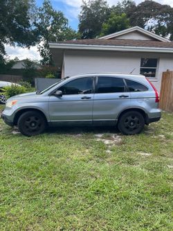 Honda CR-V SUV – Silver/Blue