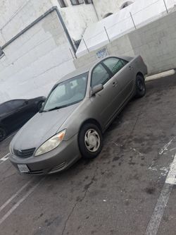 2004 Toyota Camry