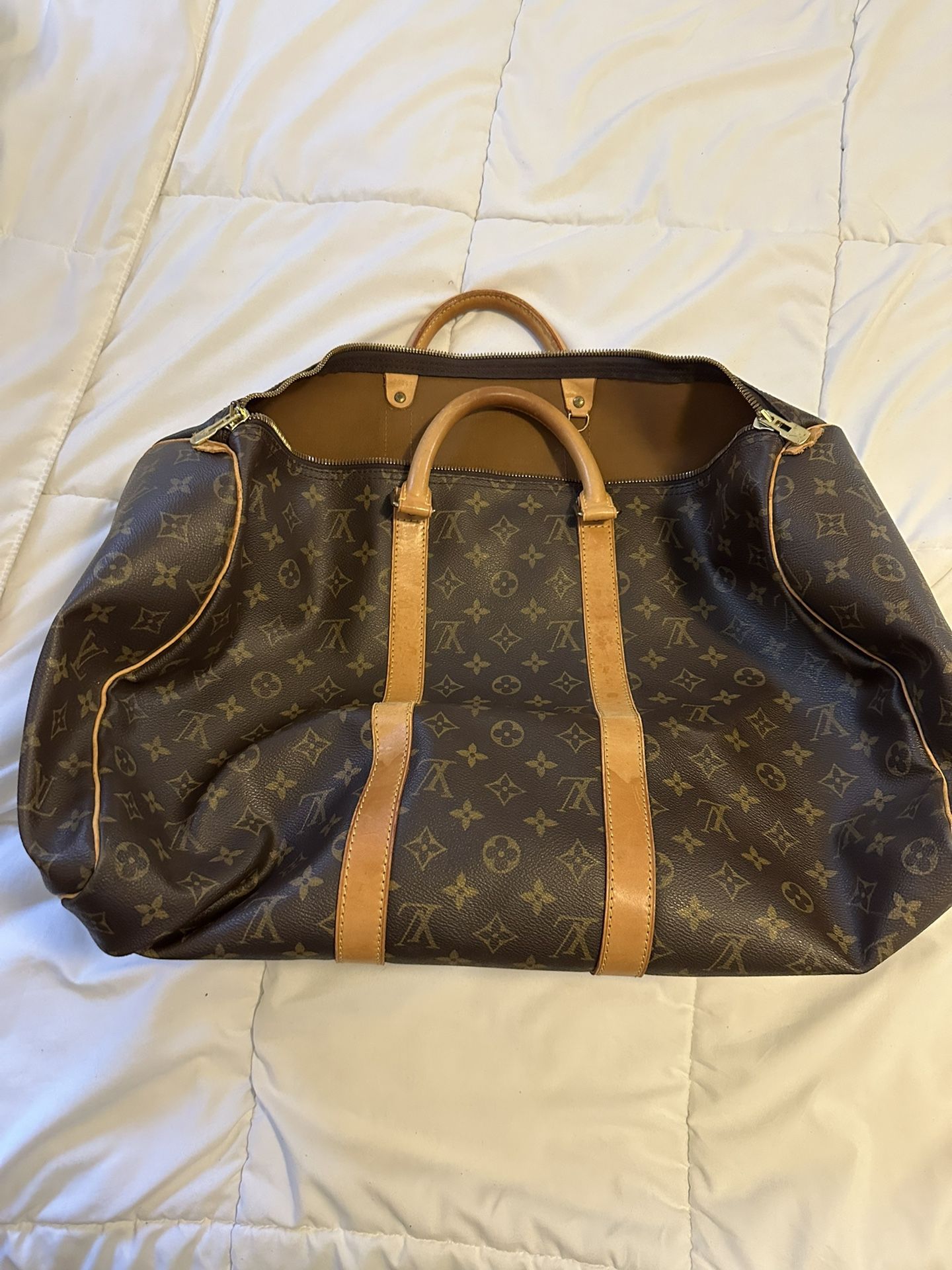 Authentic Vintage Louis Vuitton Keepall 55 Monogram Canvas Duffle – 1997 Date Code Good Condition