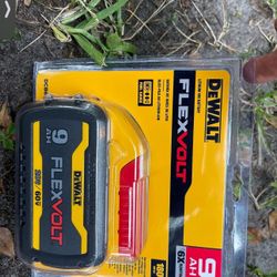 DeWALT  Flexvolt 9ha  Brand New