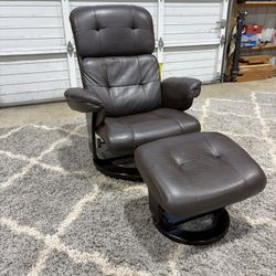 Brown Leather Recliner w/ Matching Ottoman – Clean & Comfy