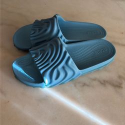 Salene Bembury Crocs Slides