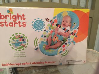Baby bouncer with vibration