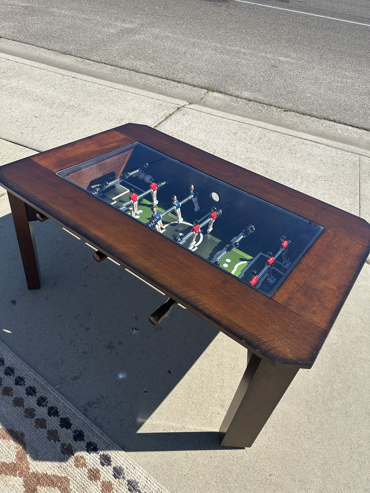 Fuzz Ball Table