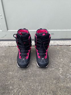 Snowboard Boots - Women’s Size 9