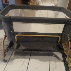 Angelbliss Baby Bassinet 