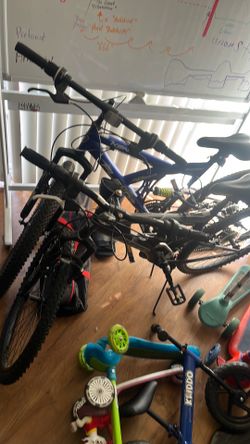 2 mountain bikes for sale