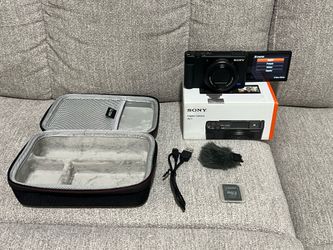Sony Digital Camera ZV-1 - Includes Camera Case, USB Charger, SD card & Microphone Wind Adapter