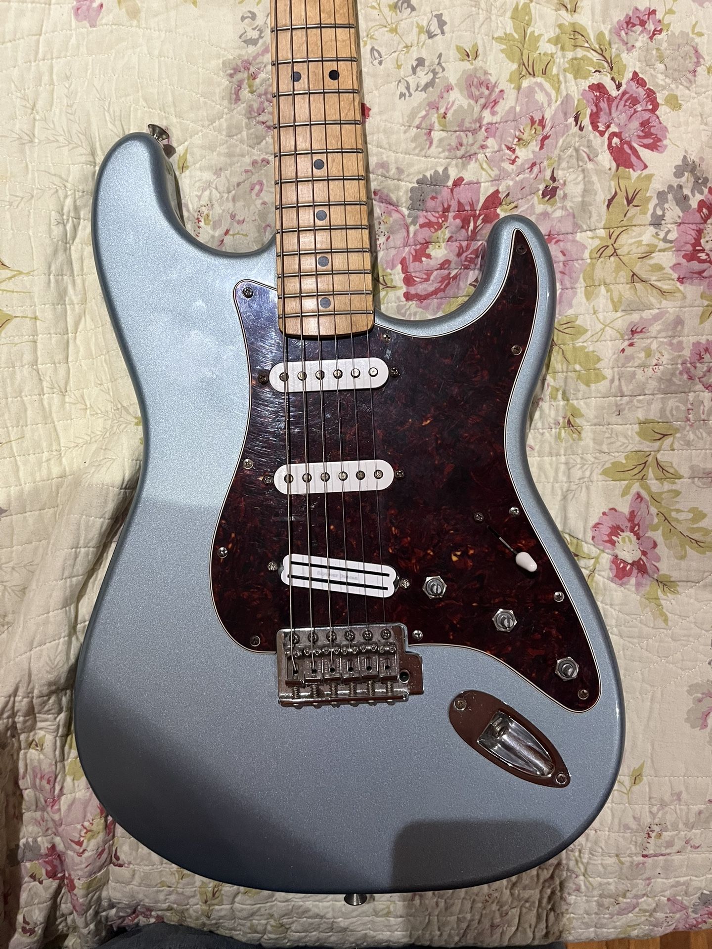 Fender Stratocaster MIM Agave blue 