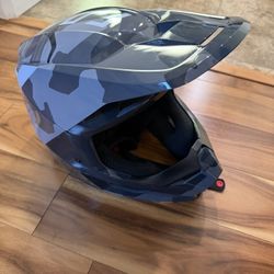 Fox Camo Helmet Size Small