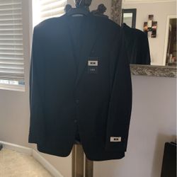 New Black Suit Coat W/ Vest Sz 42 Lg 