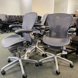 💥 GUARANTEE LOWEST PRICE 💥 HERMAN MILLER AERON CHAIRS ✅ FULLY LOADED ✅ 12 YEARS WARRANTY ✅ pick up at the store-deliver-ship all US.