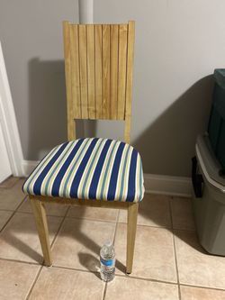 Four Kitchen/Dining Chairs