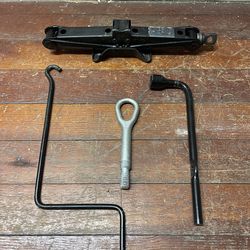 Car Jack and Handle ($15 All)