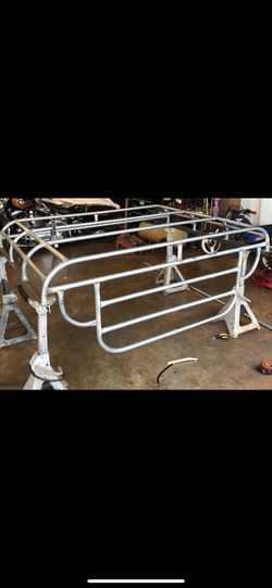 Hunting Dog Cage/Rack