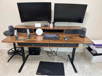 Complete Gaming / Home Office Setup – Dual 32” 165Hz Monitors, Standing Desk, THX Speakers & Ergonomic Chair