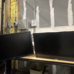 Two HP monitors with The Arm
