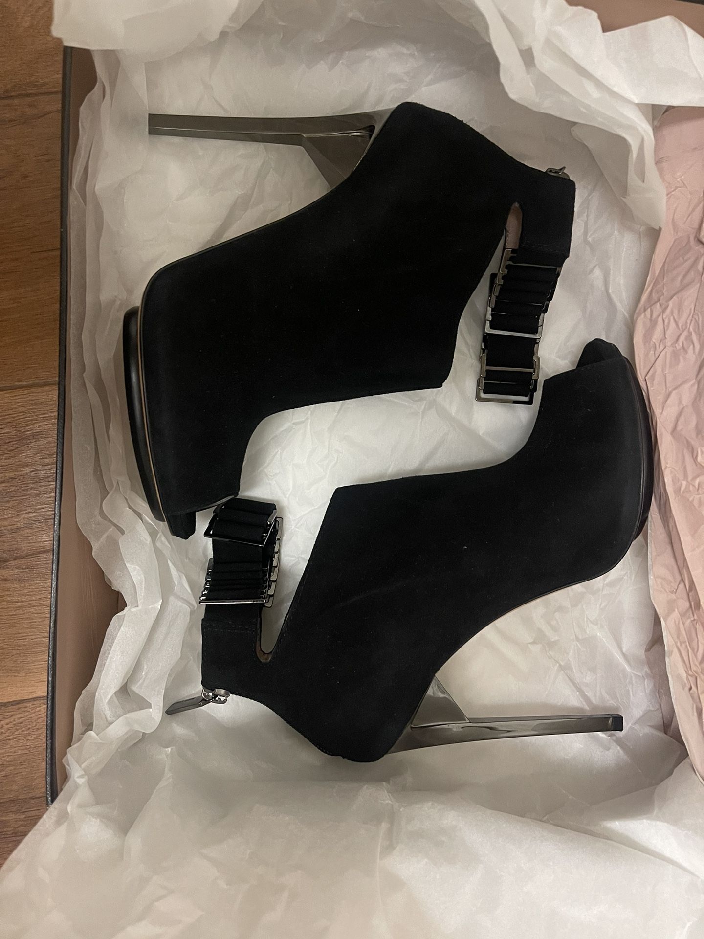 Herve Leger Willow Heel Booties| EU 37 / US 7 | Black Suede Peep Toe Heel Booties