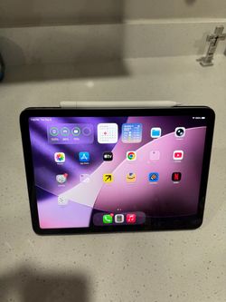 iPad Air 11 inch M3 chip