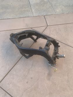 R6 Frame