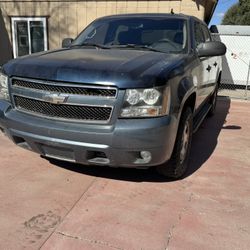 2007 Chevy Avalanche  LTZ  