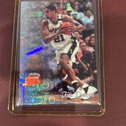 1998-99 Topps Stadium Club Tim Duncan Royal Court #RC3 SGC 8 Spurs