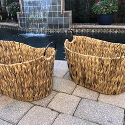 Two (2) Large Natural Basket with Handles 20"x13"x10" ***(1) basket sells at $28*** ***or 2 for $45