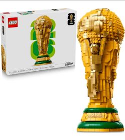LEGO Editions FIFA World Cup Official Trophy Building Set - Kit for Display in Bedroom, Home Office, Book Shelf - Soccer Fans Collectible - W/World Cu